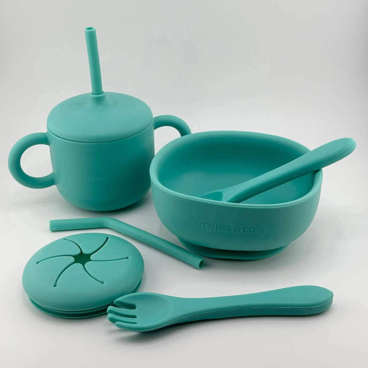 Kit Deluxe Babero + Vajilla BLW Mint 9 Piezas de Silicona orgánica con ventosas + Chupete Classic Breat Nenina & Co 