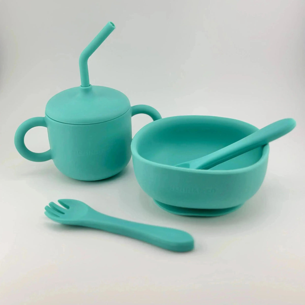 Kit Deluxe Babero + Vajilla BLW Mint 9 Piezas de Silicona orgánica con ventosas + Chupete Classic Breat Nenina & Co 
